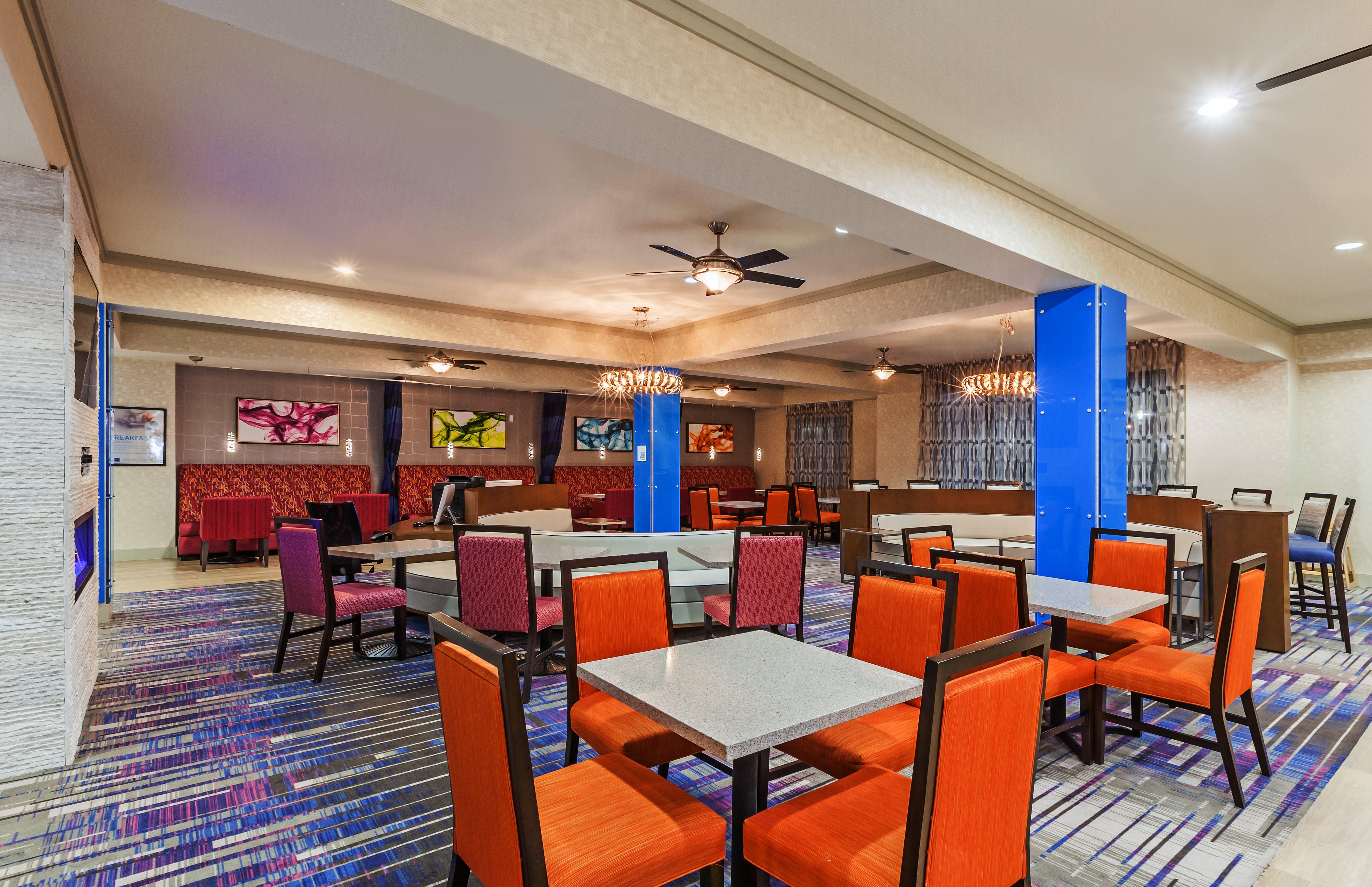 Holiday Inn Express & Suites Houston East By Ihg Exterior foto